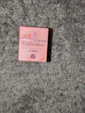 Exploration Black Pressed Glitter Eyeshadow - La Predire Prestige Paris